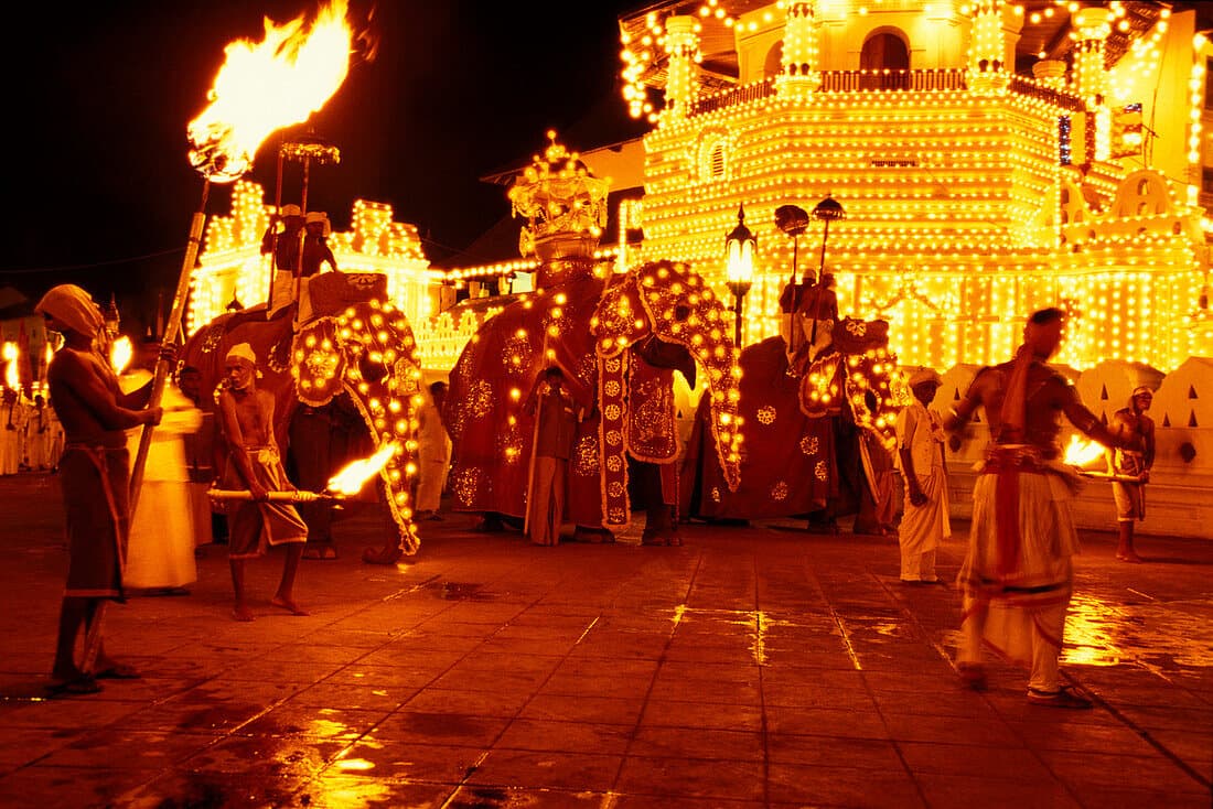 Kandy Esala Perahera — July–August